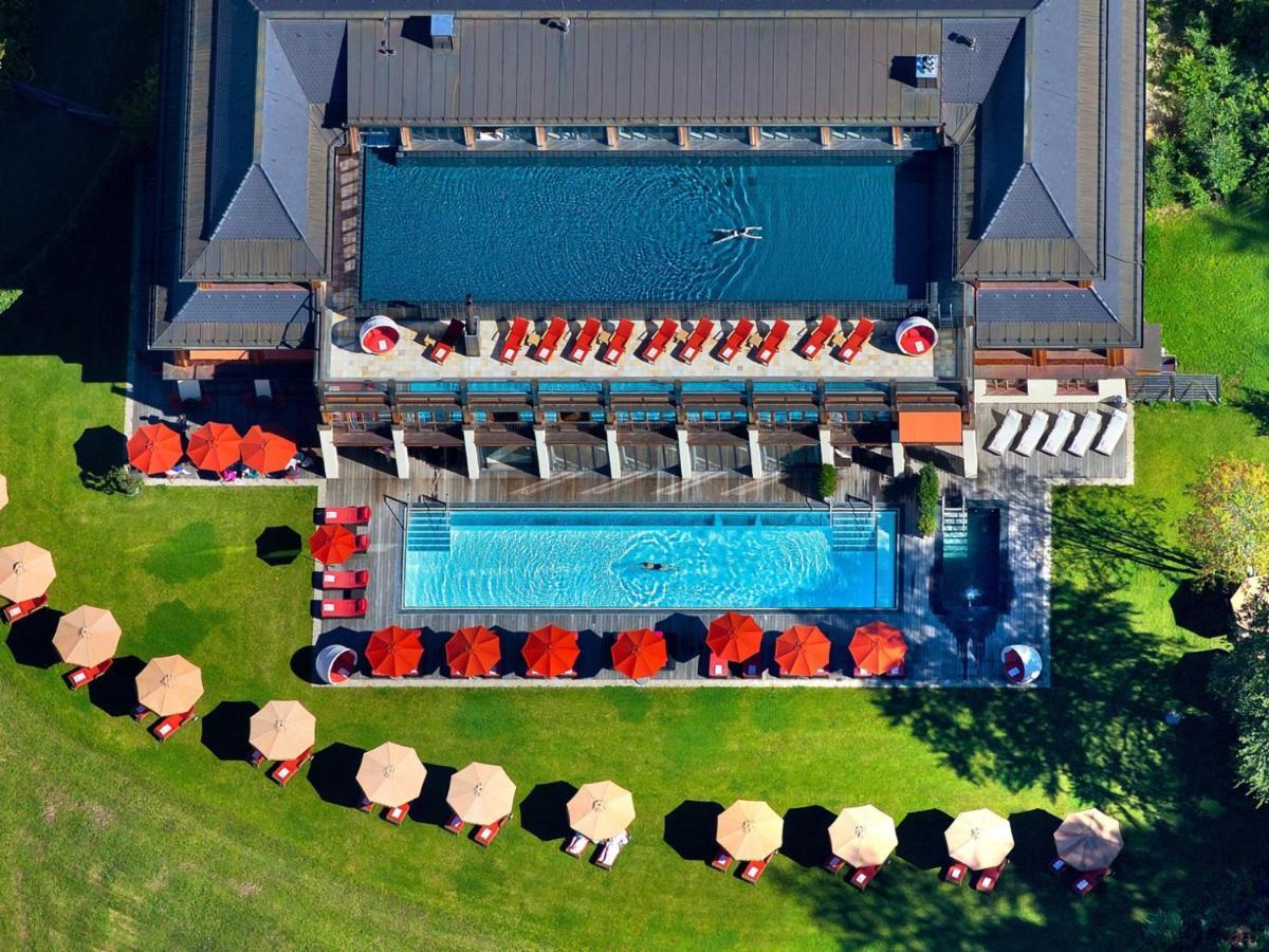 Schloss Elmau Luxury Spa Retreat & Cultural Hideaway Exteriör bild