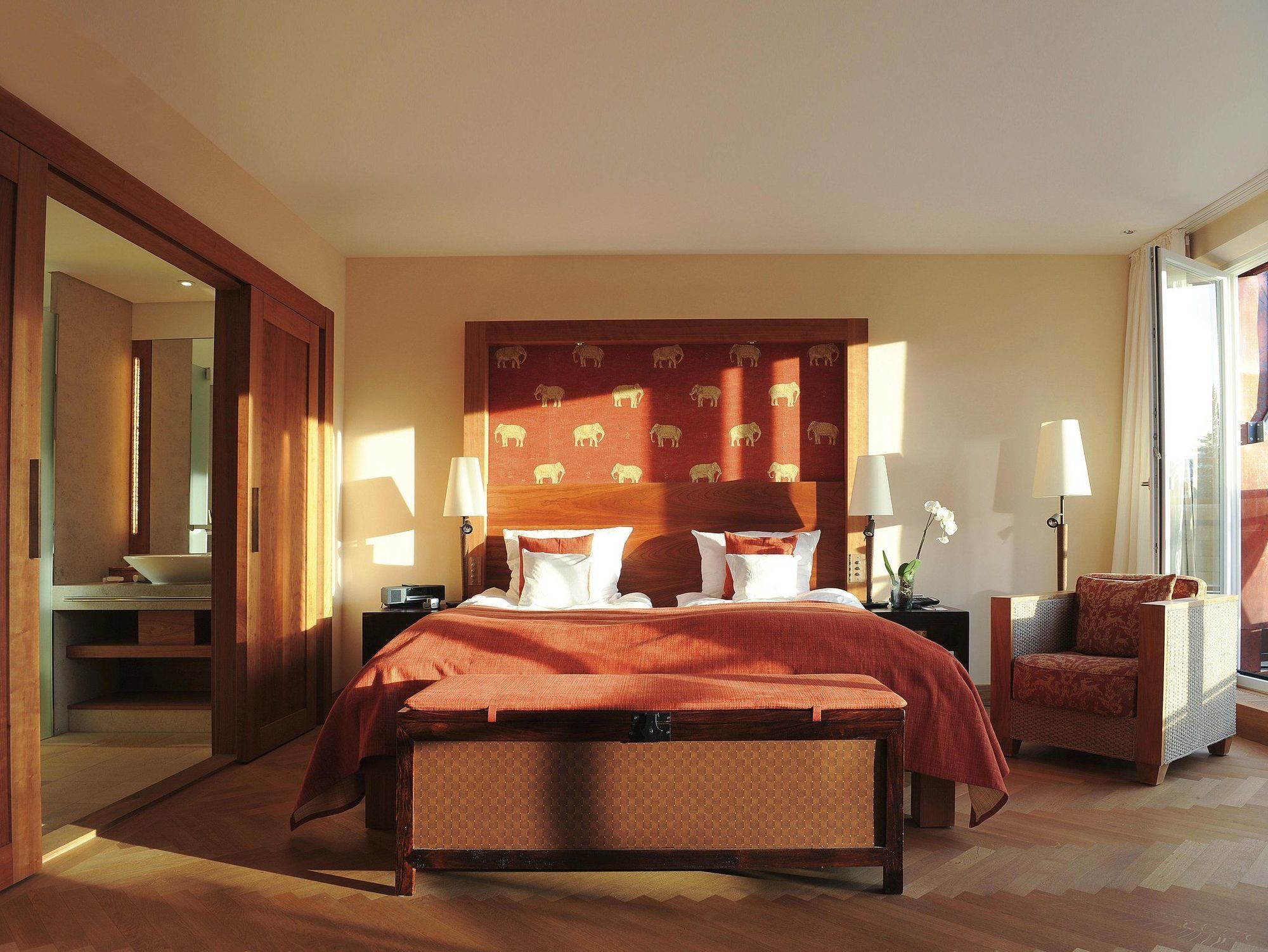 Schloss Elmau Luxury Spa Retreat & Cultural Hideaway Exteriör bild